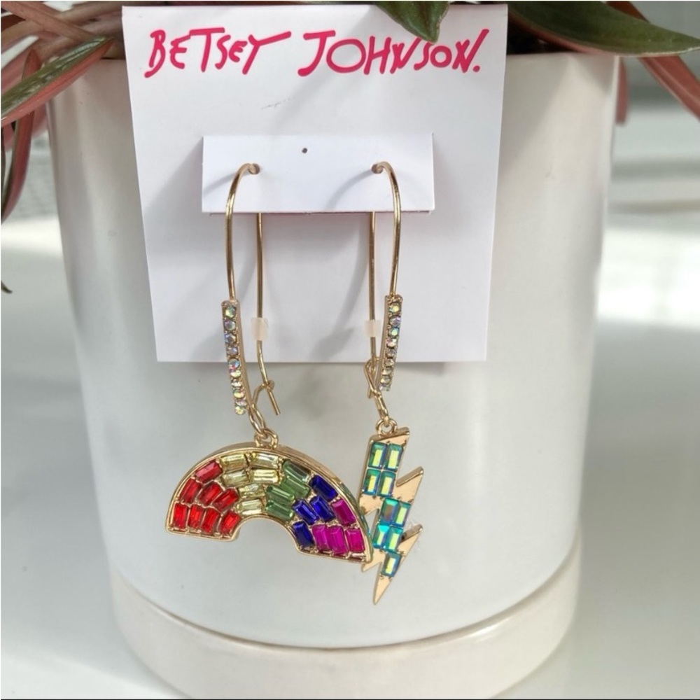 Betsey Johnson Rainbow & Lightning Bolt Earrings NWT - Picture 13 of 13